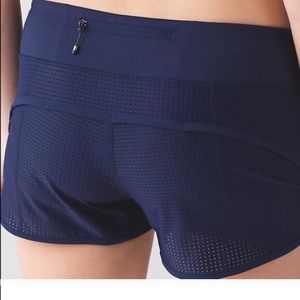 Lululemon Speed Up Short / Navy Mesh / Size 8